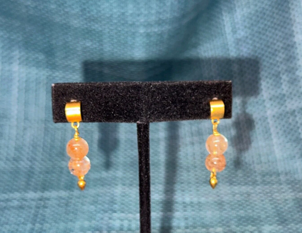 Juego de collar y pendientes de cuarzo rutilado dorado Foto 3 de 4