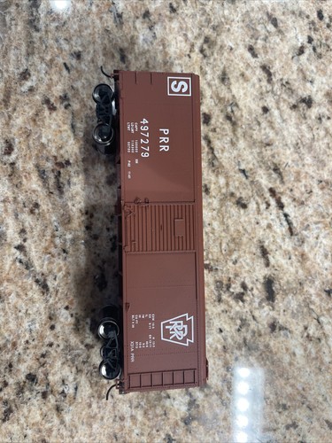 # HO BOWSER PENNSYLVANIA 40' X31A SD BOX CAR #497279 - RUEDAS DE METAL | Zustand: Used
