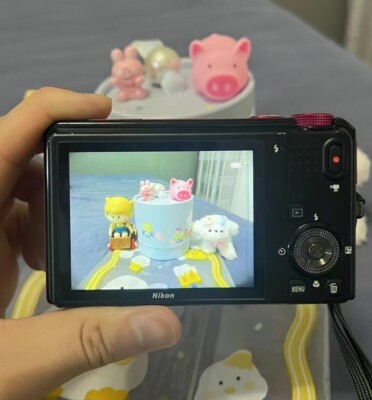 Nikon COOLPIX S9100 18倍ズーム ゴールド 充電器付き Nikon COOLPIX S9100 18倍ズーム ゴールド 充電器付き Nikon