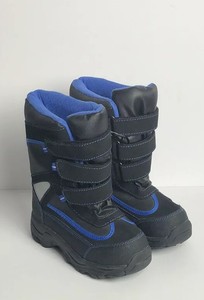snow boots boys size 13