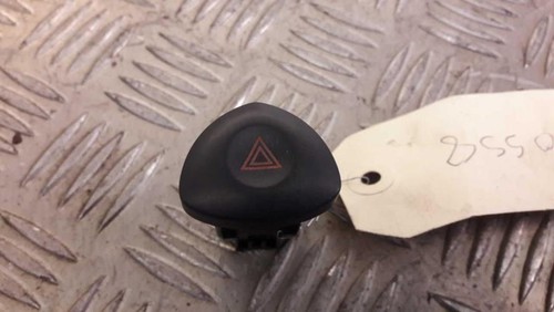 Bouton Warning (avertisseur) Pour Renault Clio 2 Phase 2 - Référence OEM 8200442723 - Neuf