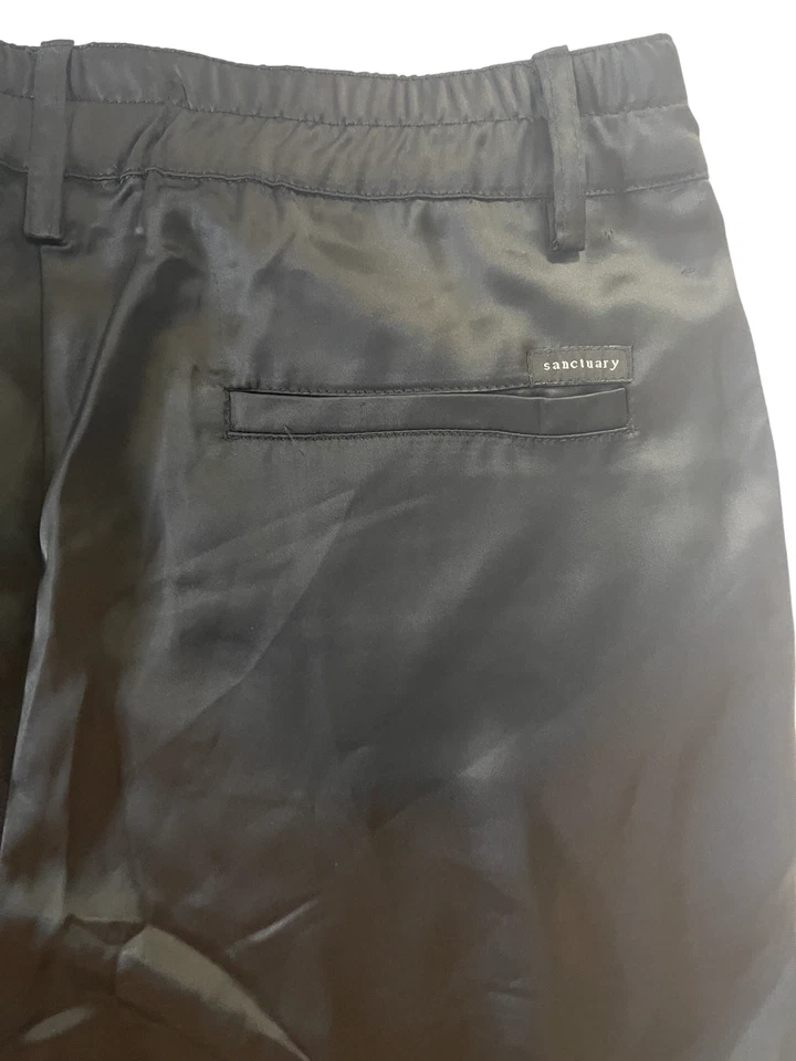 Santuario. Pantalón de vestir satinado negro para mujer. Talla L. Nuevo con etiquetas. Foto 4 de 4