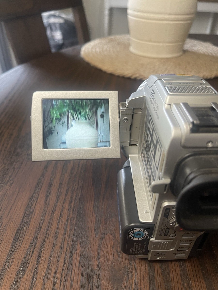 SONY miniDV HANDYCAM DCR-PC110 ⑩ Sony DCR-PC110: Digital Photography Review
