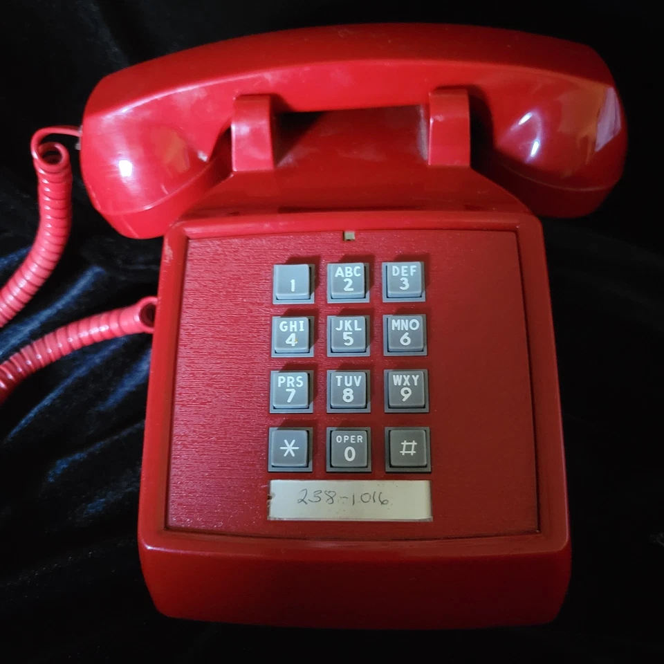复古红色“热线”手机 Cortelco 250047-MBA-20M2-95 EBasic 美国组装 — 第 2/4 张图片