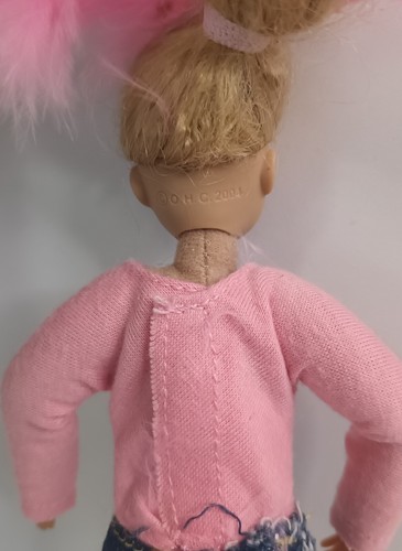 Only Hearts Club Doll Princess Taylor Angelique Poseable Blonde 22 cm 2001 - Picture 6 of 7