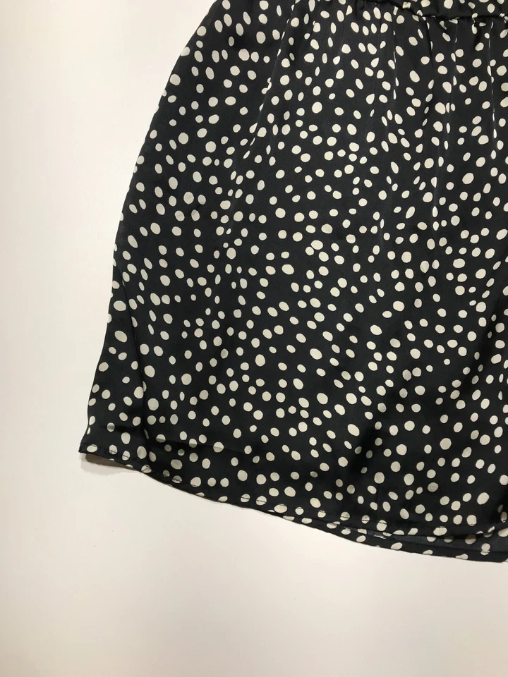 Maurices 裙子女式小号黑色白色圆点迷你秋千舒适腰围 — 第 4/4 张图片