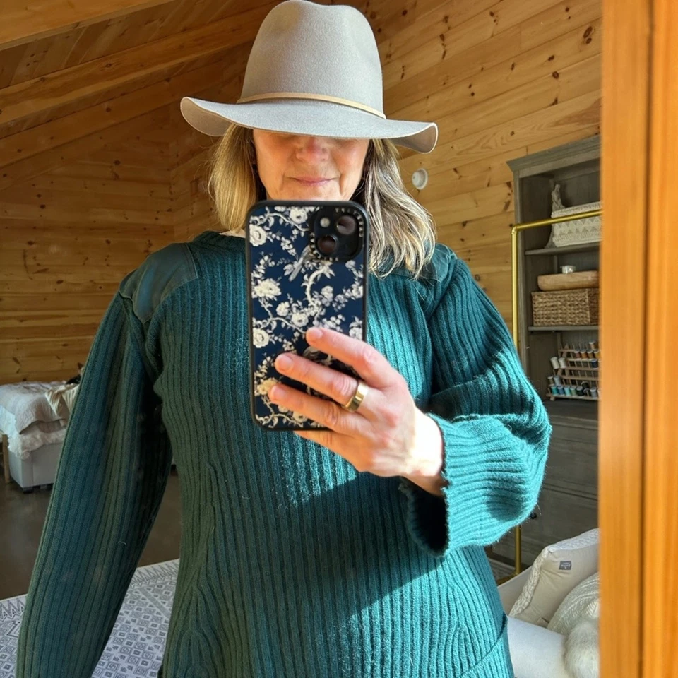 Suéter militar Nina Ricci 100 % lana Foto 3 de 4