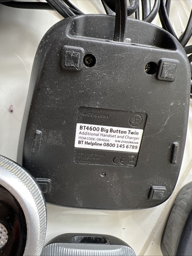 Quantity Of BT 4600 Pieces To Include Handsets Base Stations And Main Unit - Zdjęcie 7 z 8