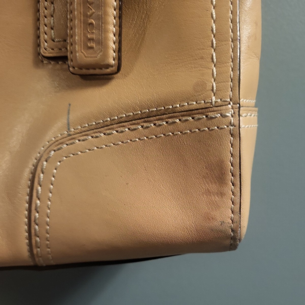 Coach Hampton Medium Satchel J0771-11539 Turnlock Beige Camel Tan