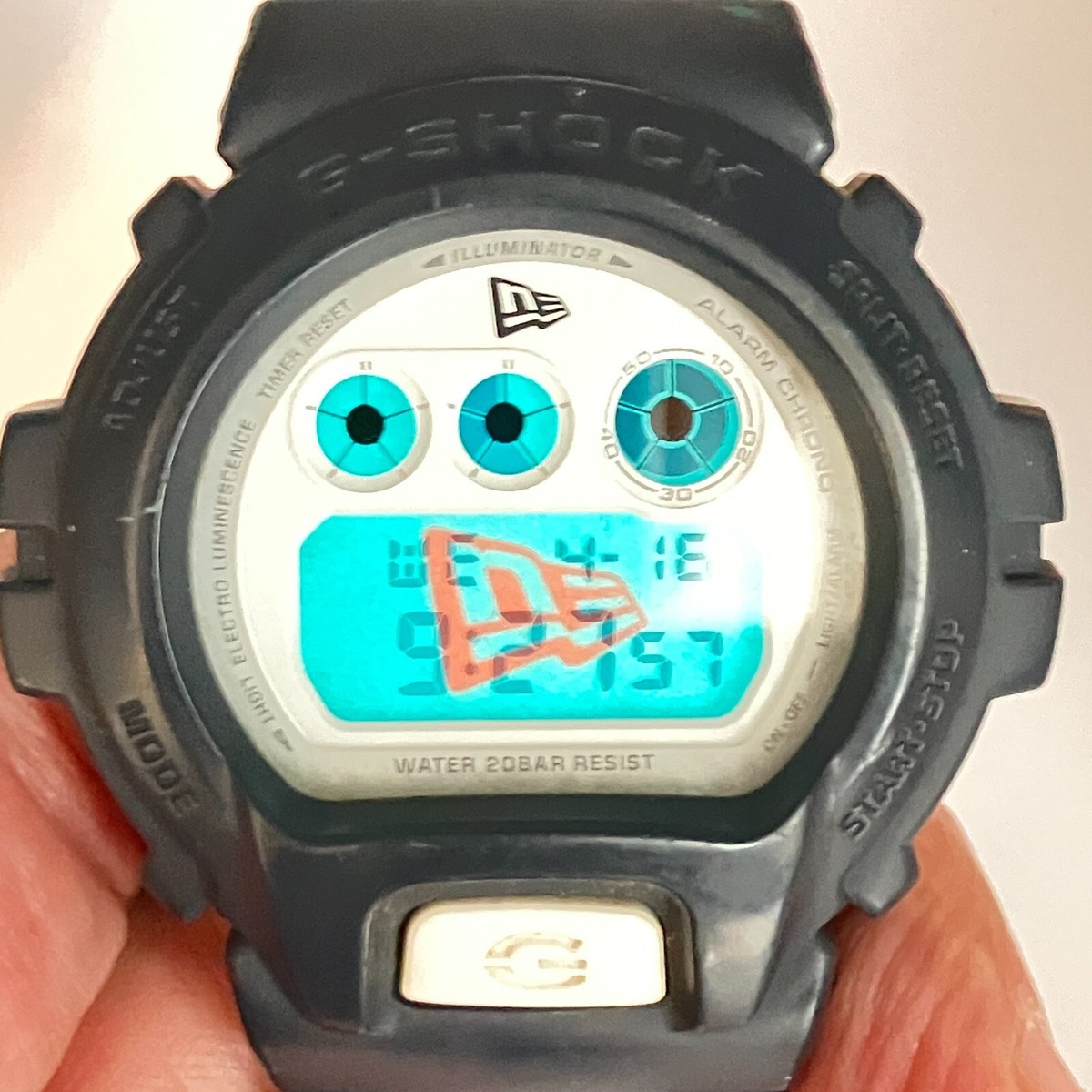 G-SHOCK × NEWERA コラボ 限定 DW-6900FS デジタル CASIO G-SHOCK × NEWERA collaboration limited DW-6900FS