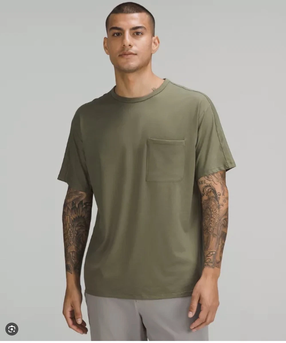 lululemon fundamental pocket tee