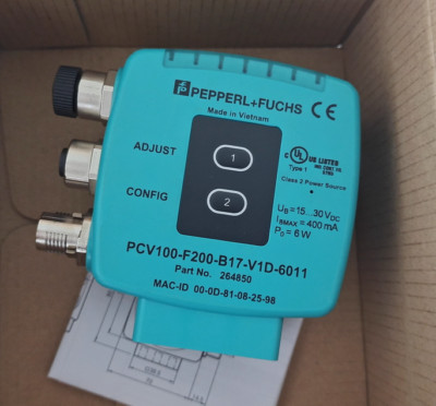 New in Box PEPPEERL+FUCHS P+F PCV100-F200-B17-V1D-6011 Optical Code Reader
