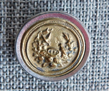 Antique Vtg  Button Birds   Aprx: 1" #609-F