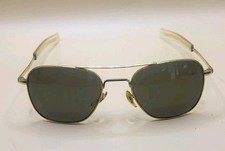 AO American Optical Original Pilot Sunglasses 55 20-140 Gold Aviator L882