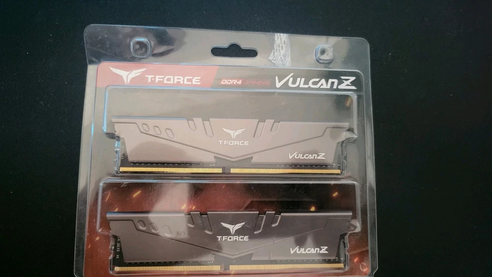 TeamGroup/ T-Force Vulcan Z 2x8GB DDR4 RAM 3000 MHz CL 16-18-18-38 1.35V - Bild 3 von 3