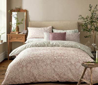 New William Morris Home Quilt Sunflower Plaster White PALE PINK Cotton King