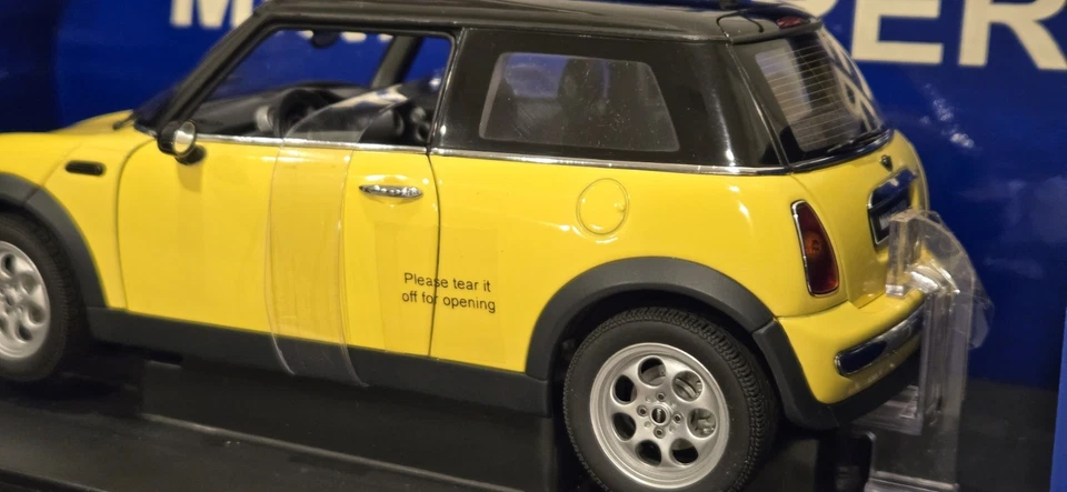 RARE Yellow 1/18 Autoart BMW Mini Cooper Diecast Model - Image 4 of 4