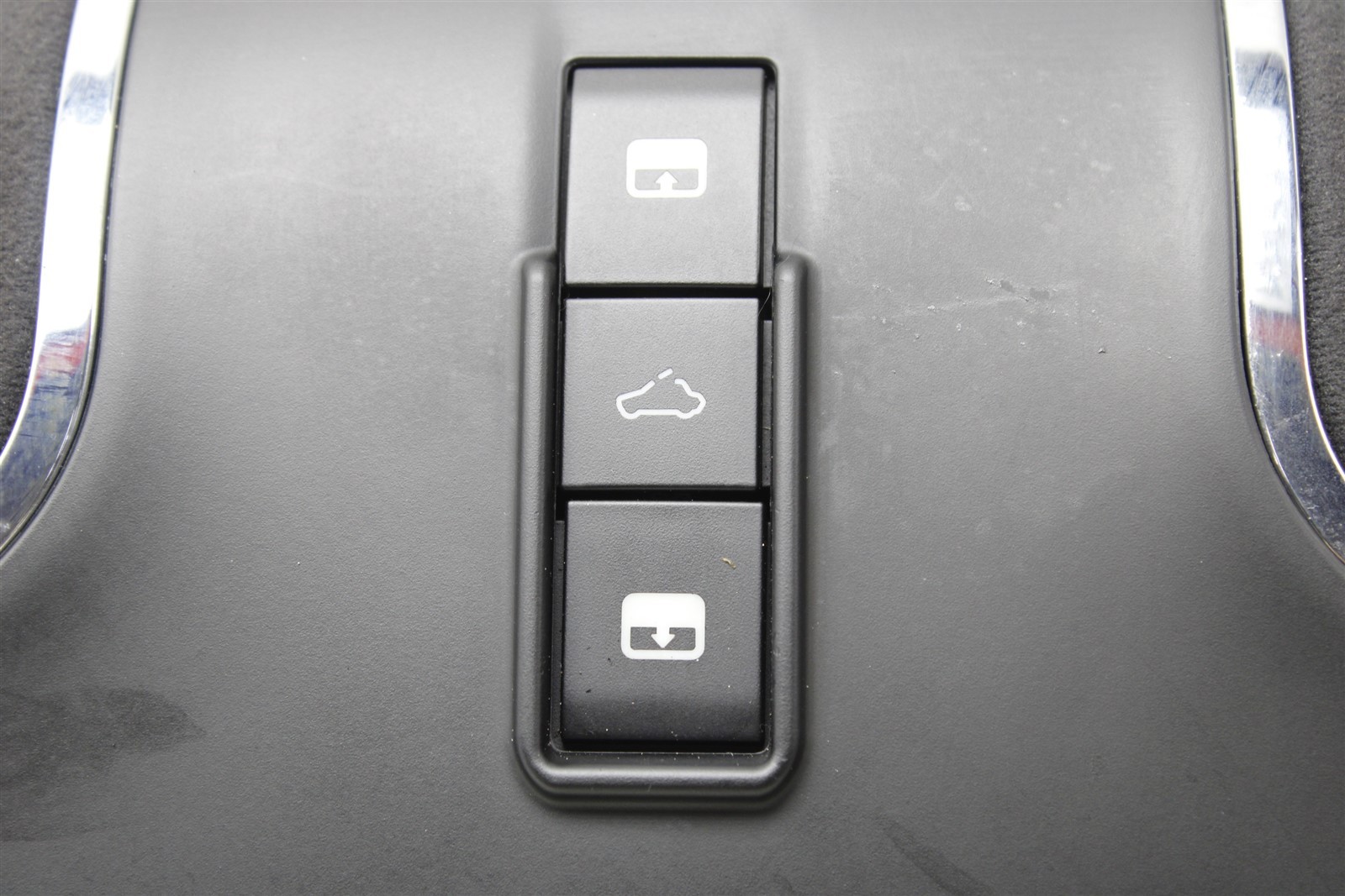 2015 Maserati Ghibli Dome Light Lamp Switch Control Module OEM 14-17