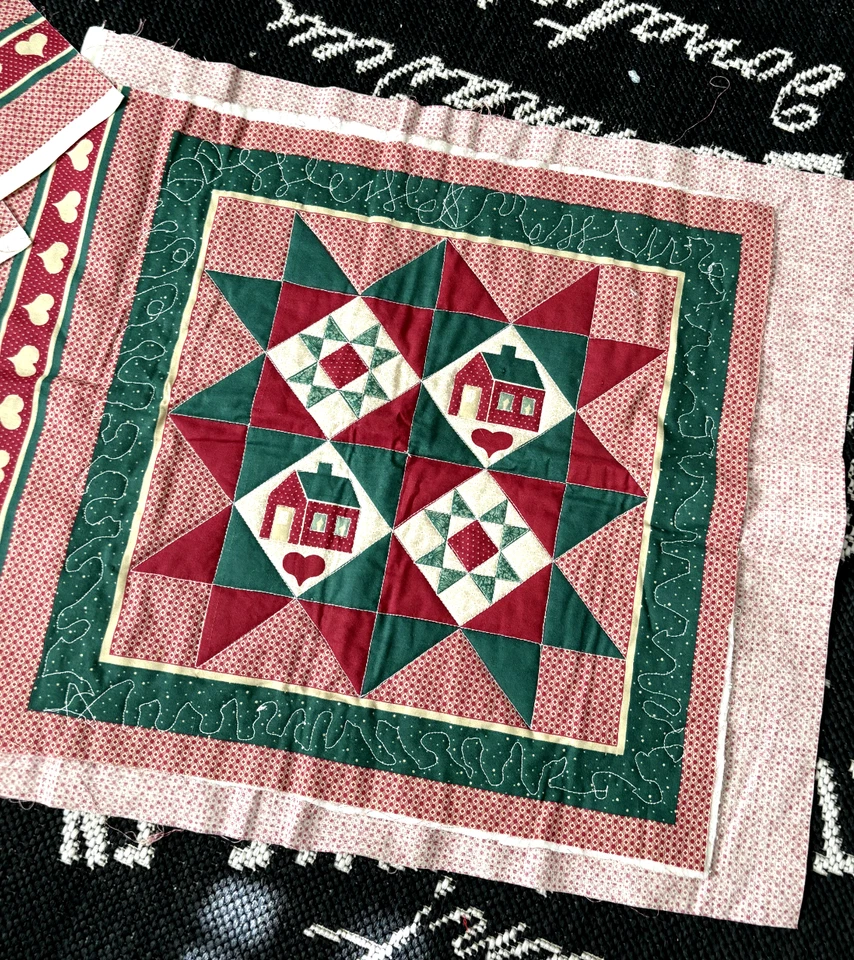 2 PANELS 20" +BACKS Vtg Red Green FABRIC TRADITION House Heart Star Quilt Pillow - Image 2 of 4
