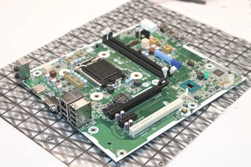 CARTE MERE pour HP PRODESK 400 G4 MT .ref: 977987-001 911987-601 901010-001