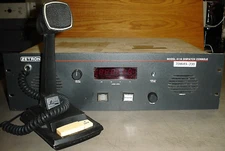 Zetron Model 4116 Dispatch Console with Desk Mic