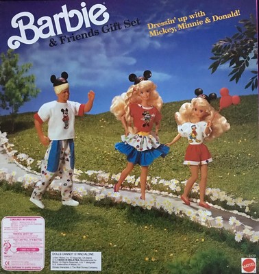 Barbie and Friends Gift Set Dressin Up with Mickey, Minnie and 