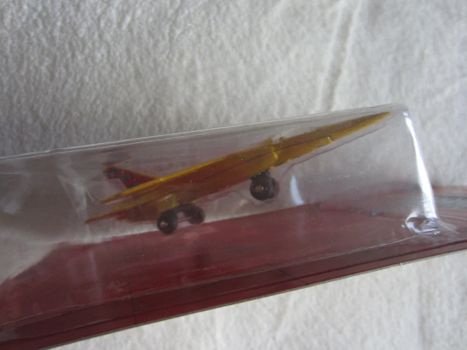 1988 Matchbox Sky Busters Military Aircraft:  Mirage NIP - Image 2 of 3