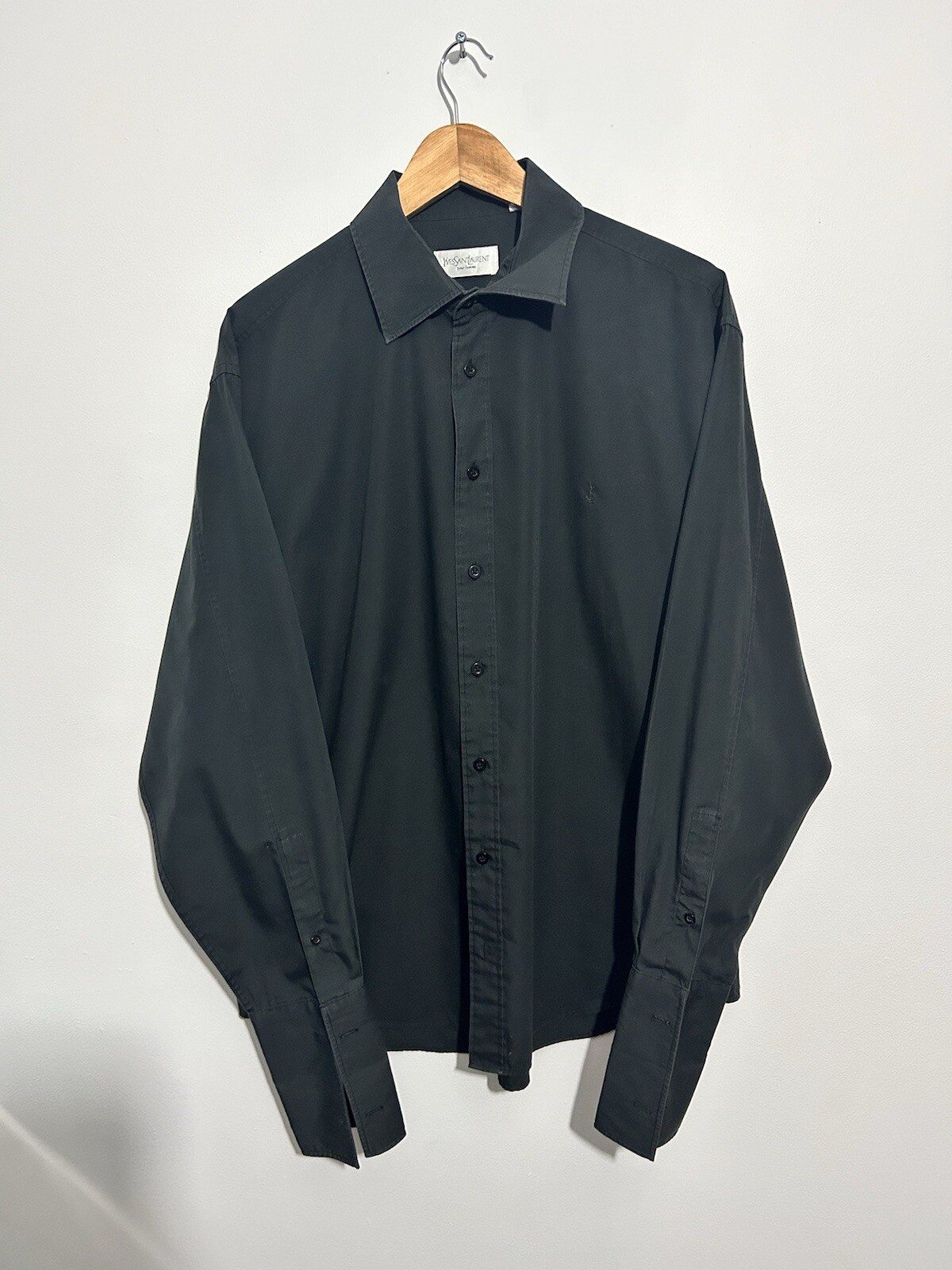 SAINT LAURENT Yves Saint Lauren Camicia Uomo con Bottoni Nera Taglia 17” 43 cm