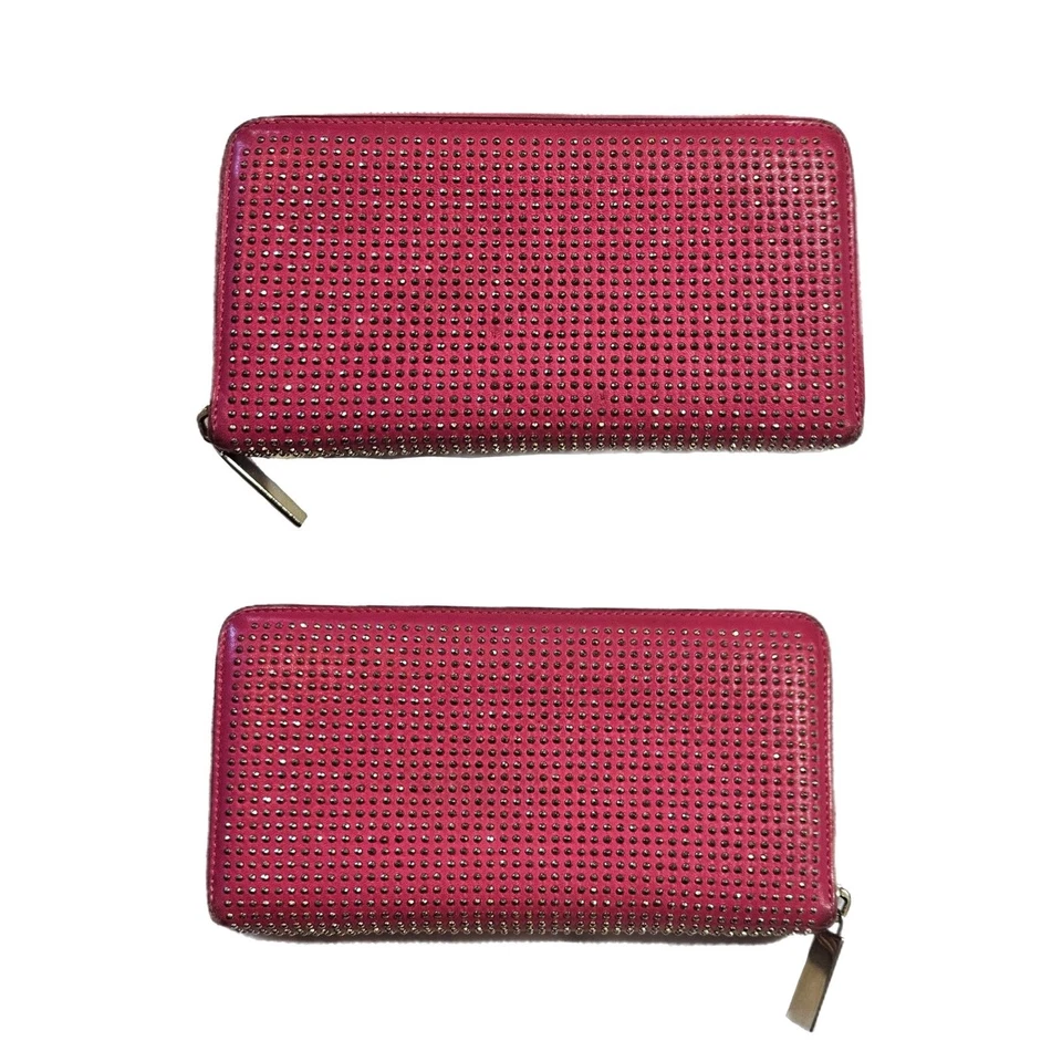 Carteira longa Valentino (autêntica) couro rosa quente cravejada dourada com zíper com caixa, muito bom estado usado - Imagem 2 de 4