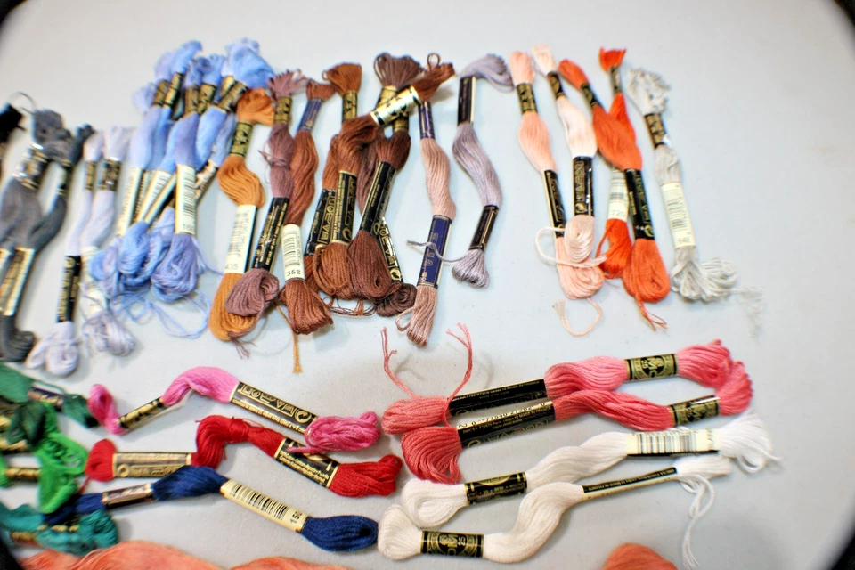 DMC 25 Embroidery Thread Cotton 8.7 Yards 50 Skeins - Image 3 of 4