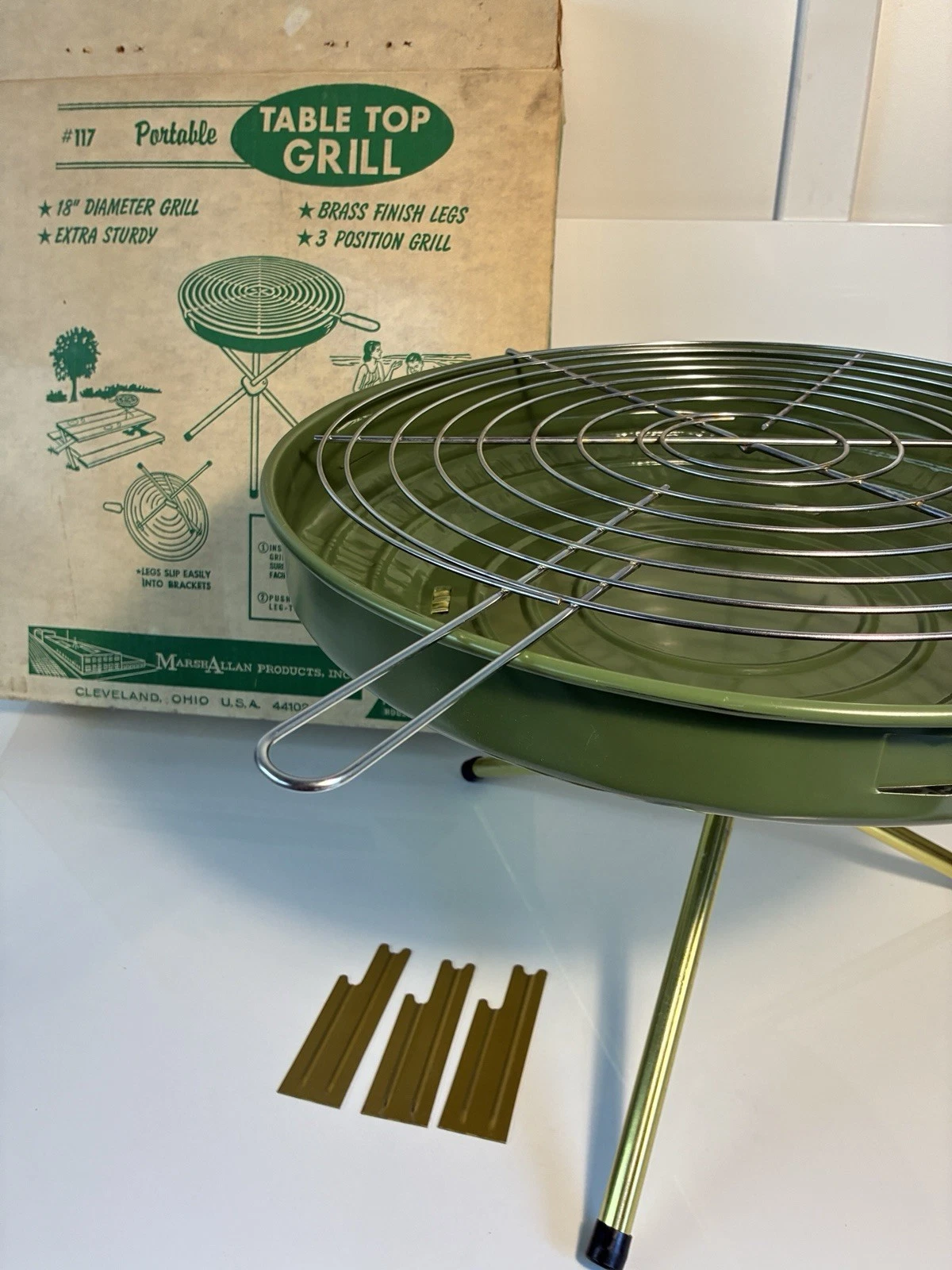 Vintage MarshAllan Products Portable Table Top Grill Retro Green New Open Box
