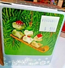 Sewing Holiday Wishes 1992 Enesco Small Wonders Mini Ornament 594490 - MIB