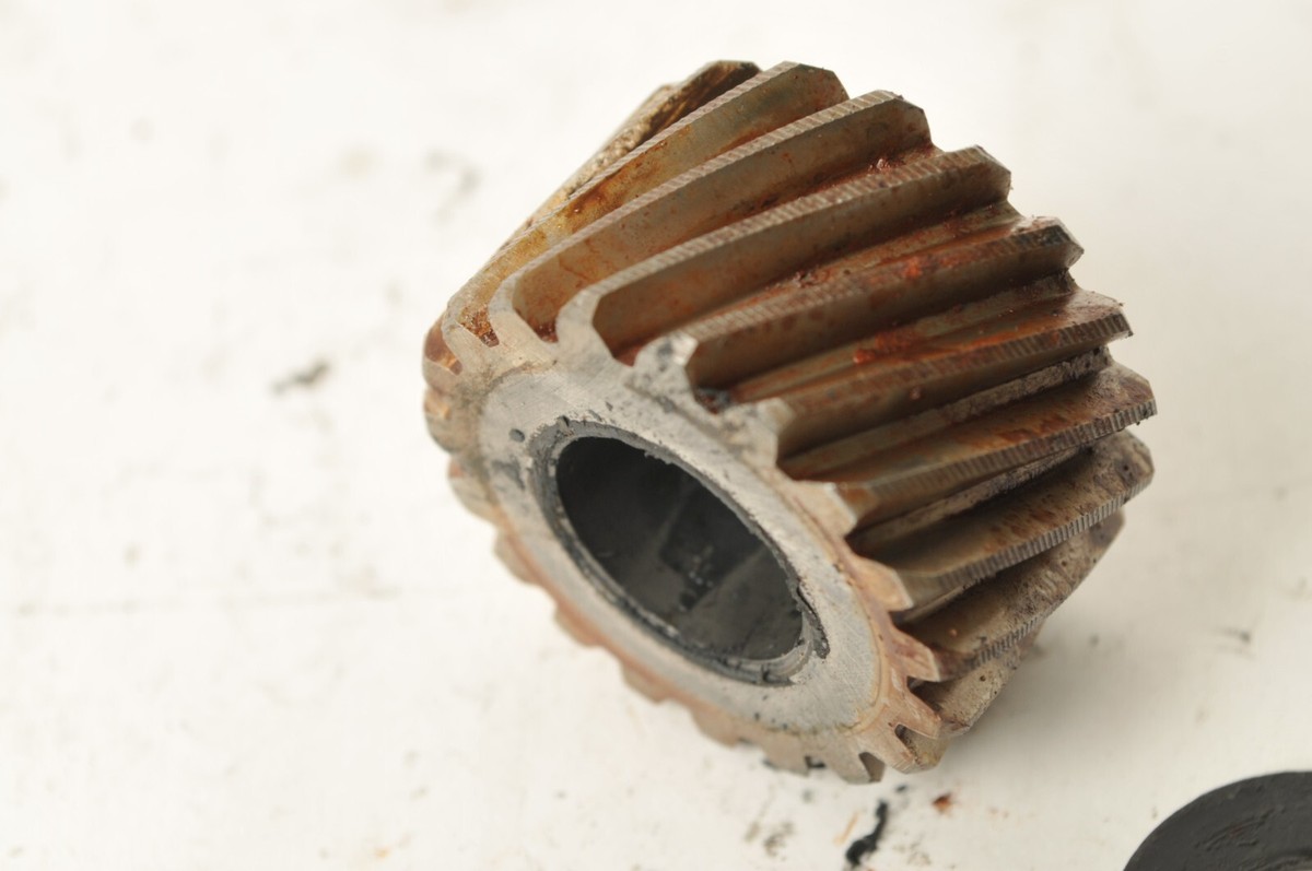 Genuine Yamaha JT1 JT2 Gear Drive Pinion 1971 1972 | 257-16111-00