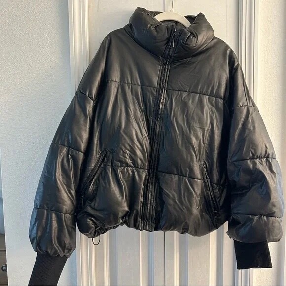 Womens Jacket Princess Polly Puffer Jacket Black Princess Polly