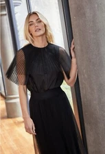 M.A Dainty "Sunflower" top in black size UK14