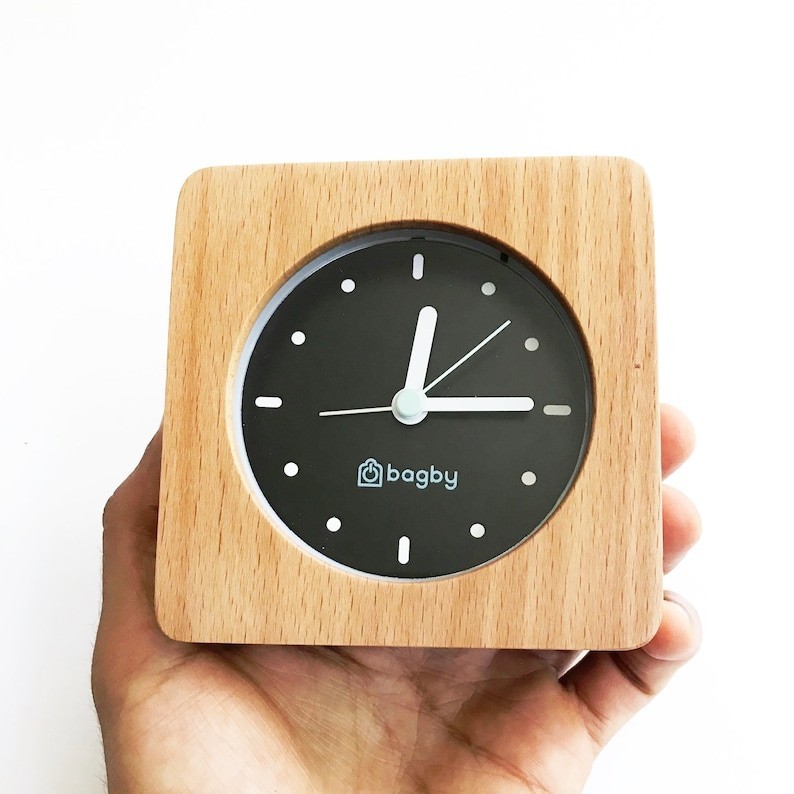 Wooden Quiet Analog Silent Alarm Clock, Natural wood, Minimalist Design, Snooze photo Wooden Quiet Analog Silent Alarm Clock, Natural wood, Minimalist Design, Snooze featured image