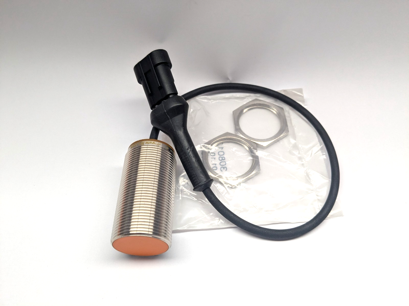 IFM IIS312 PROXIMITY INDUCTIVE SENSOR - M12