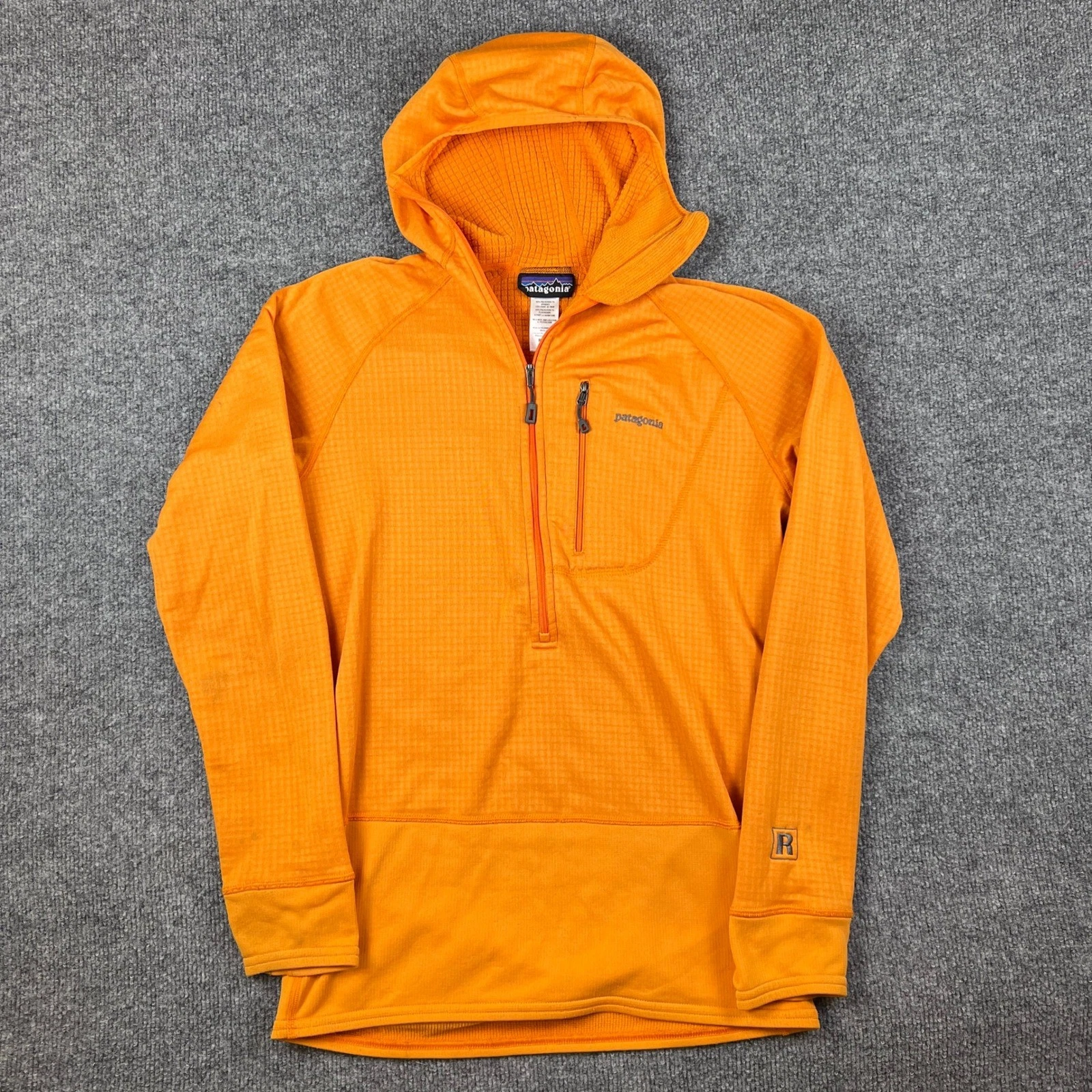Patagonia R1 Hoody Mens S Orange 1/4 Zip Thermal Waffle Knit Hoodie Hi Vis 40072
Opens in a new wind