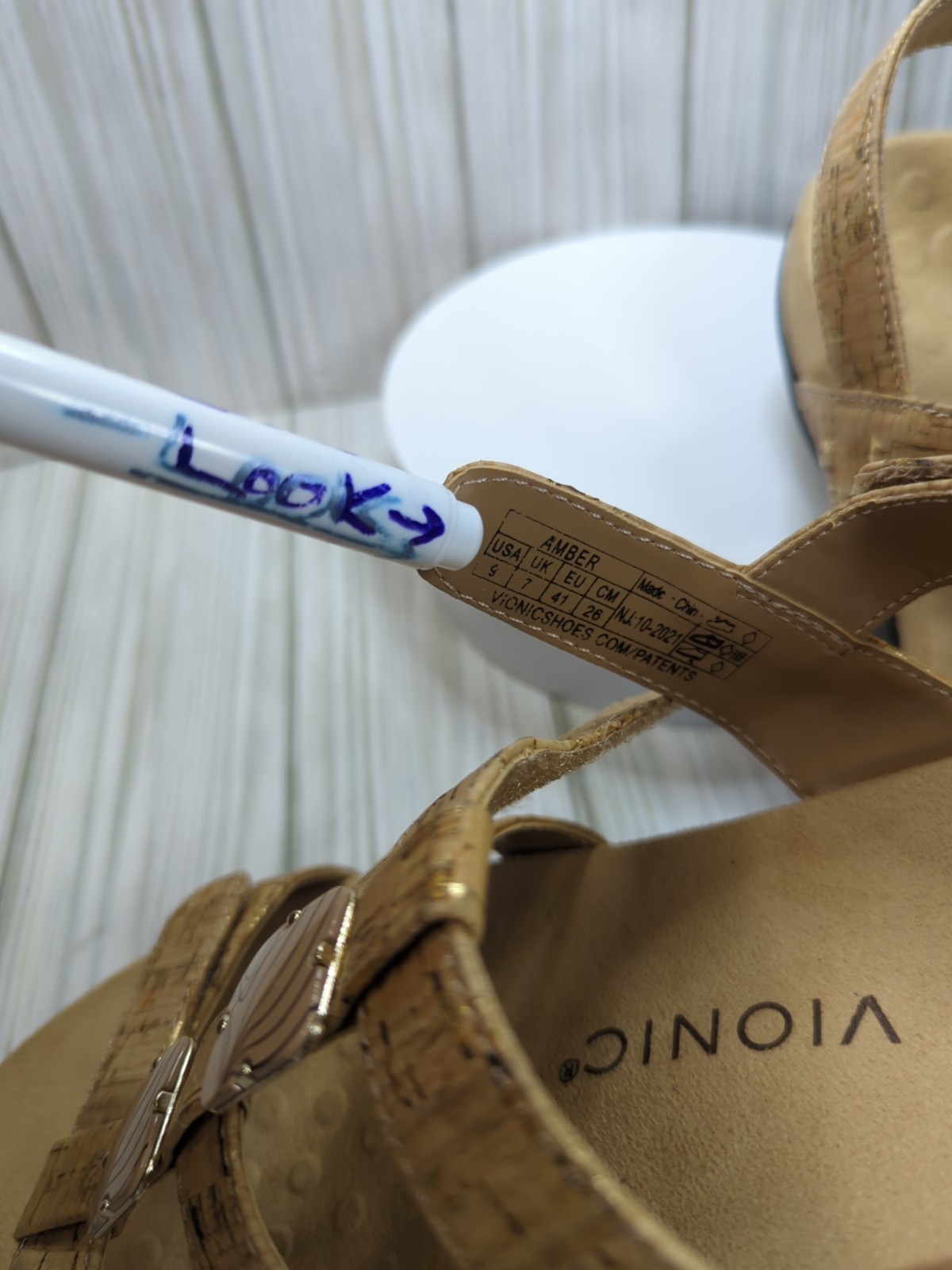 Vionic Amber Adjustable Sandals size 9 Podiatrist… - image 8