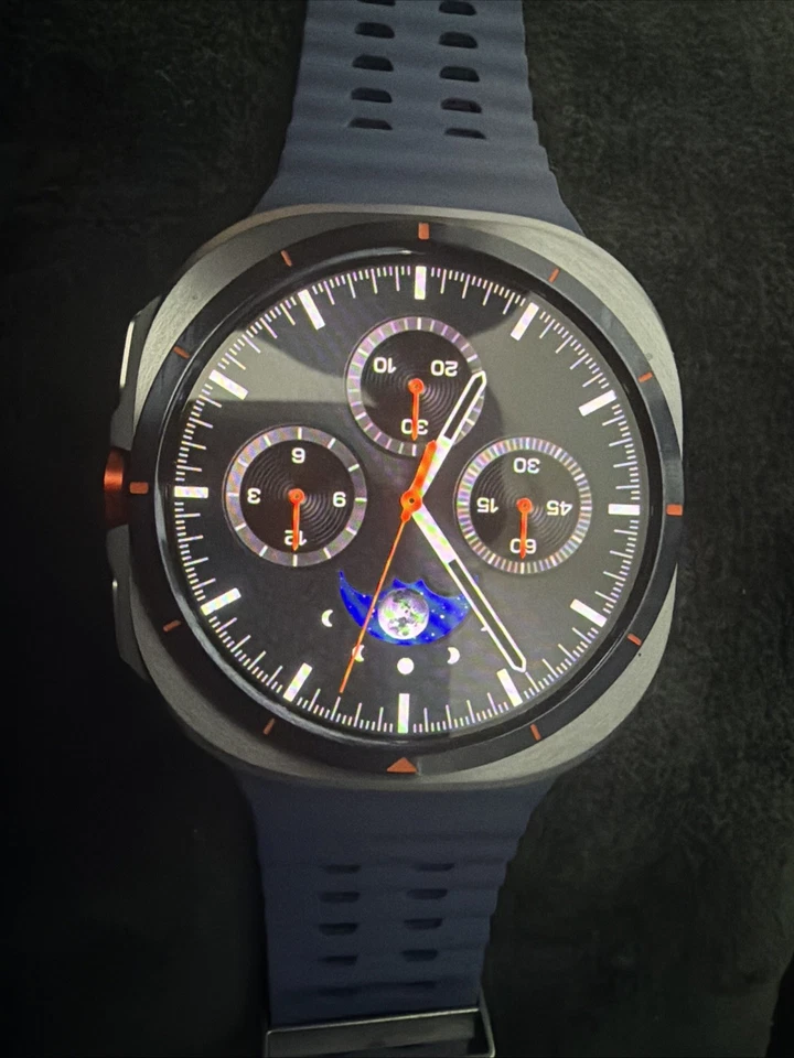 Reloj Samsung Galaxy Ultra 2025 47 mm azul titanio con azul marino (LTE) - 9/10 Foto 3 de 4