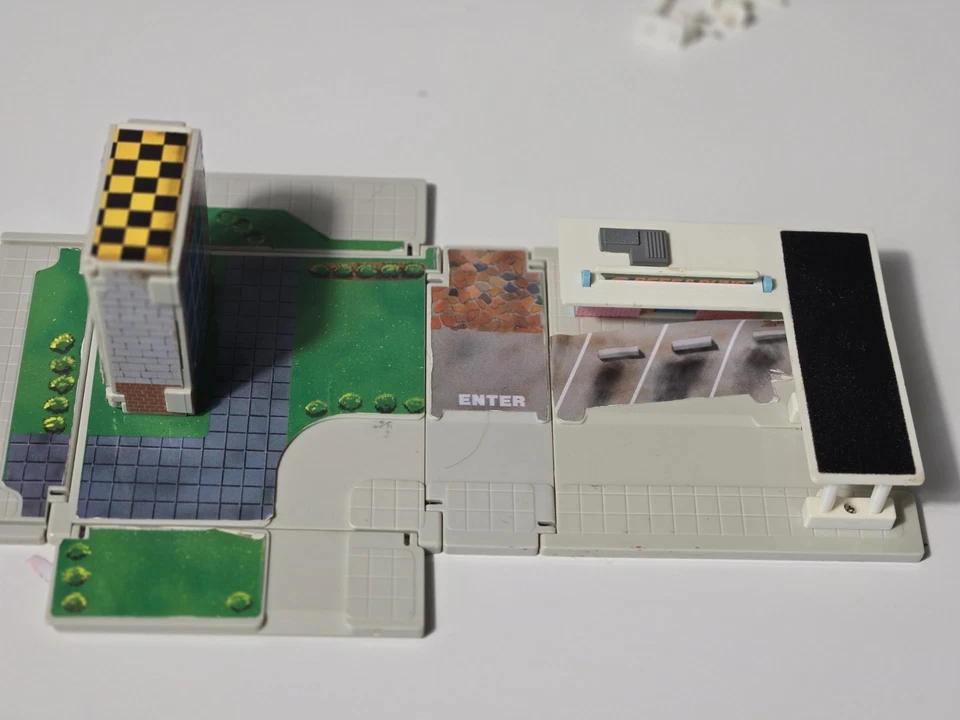 VTG Micro Machines Galoob Road Champs Funrise 1980’s  Die Cast Playset Lot - Image 4 of 4