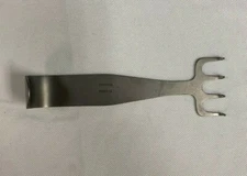 Micrins PR2619 Maxwell Flap Retractor, 38 mm Wide, 4 in. (10 cm)