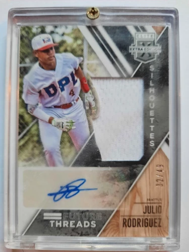 2017 Elite Extra Edition Future Threads Silhouette Julio Rodriguez Auto #32/49