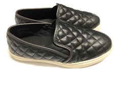 Steve Madden Girl's Slip-On Quilted Loafers/Shoes Quueen Black Size 6