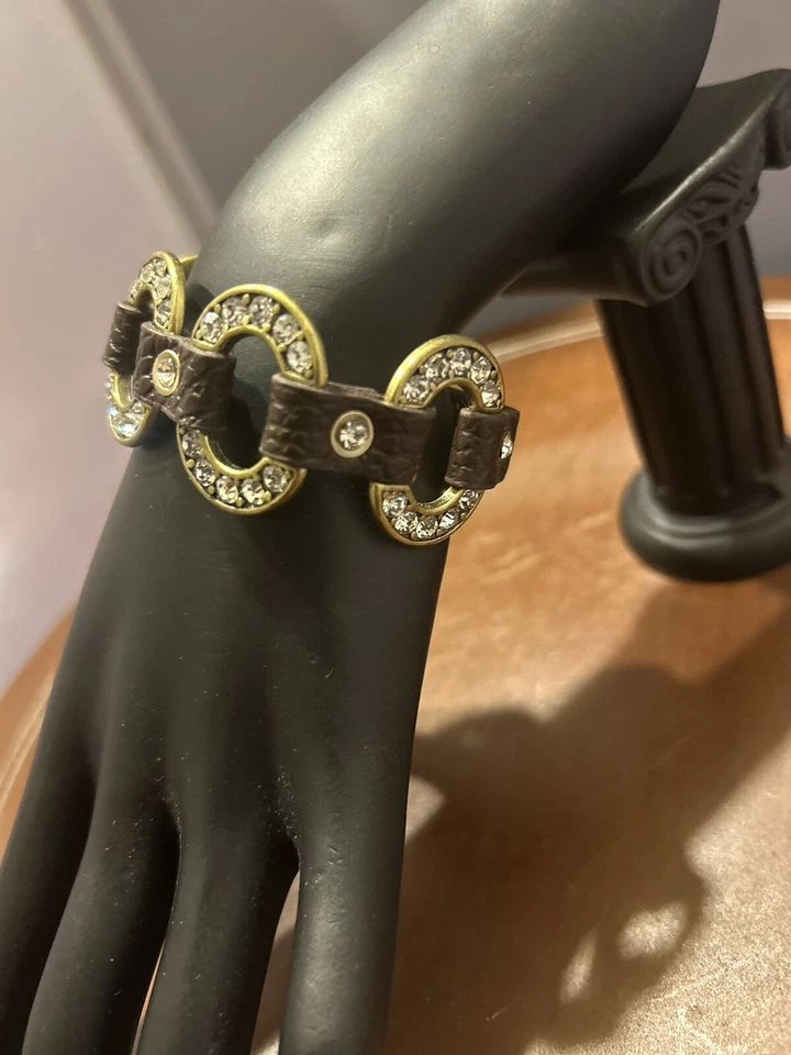 Pulsera Premier Designs Joyería Starlet 7" - 8" Plateada Cuero Genuino Foto 2 de 4