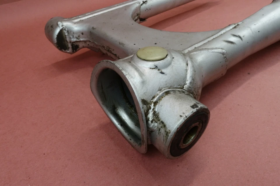 1986-1999 Yamaha VIRAGO 1100 XV1100 Rear Swingarm Suspension Arm - Image 2 of 4