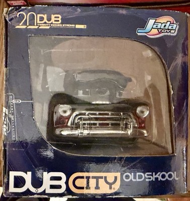 Jada Toys 1:24 1957 Chevrolet Suburban Dub City Old Skool Diecast
