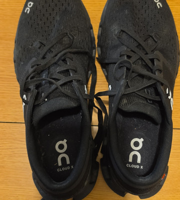 On Cloud X Men's Black Low Top Lace Up Athletic Sneaker, Activewear On Cloud