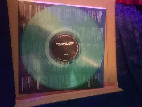 Billie Eilish - Hit Me Hard And Soft Coke Bottle Clear Vinyl - Limited Edition - Picture 6 of 7