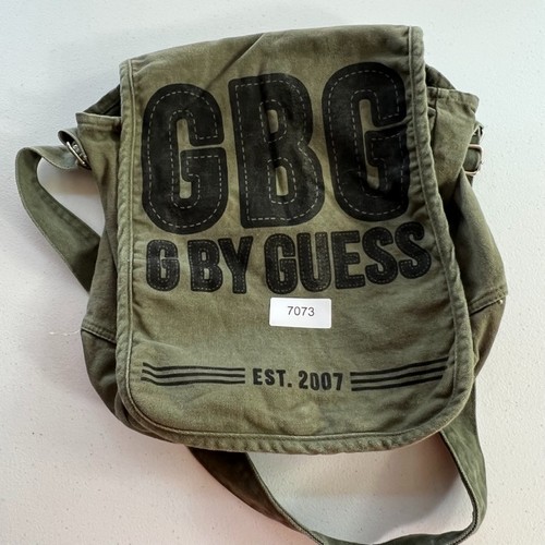 GBG G By Guess Canvas Messenger Bag Women's Army Green Early 2000's Vintage Y2K - Picture 10 of 10